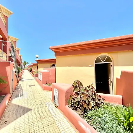 Bonito Apartamento, Bien Comunicado, Wifi En Tenerife Sur Apartment *